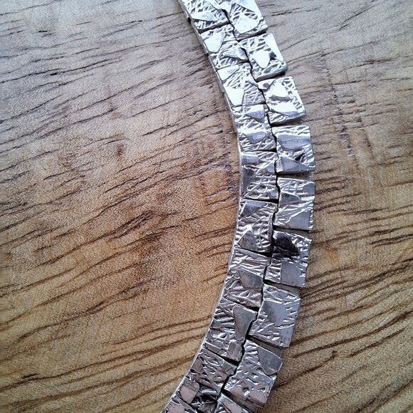 Vintage Silver Tone Textured Square Link Necklace Bracelet Set Matching - Picture 3 of 7